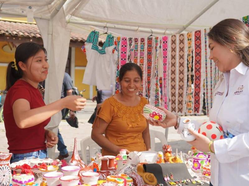 Huejutla impulsa la economía local con Bazar&nbsp;Artesanal