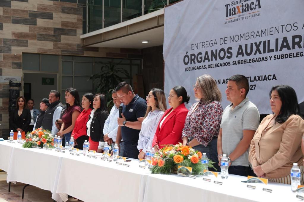 San Agustín Tlaxiaca entrega nombramientos a órganos&nbsp;auxiliares